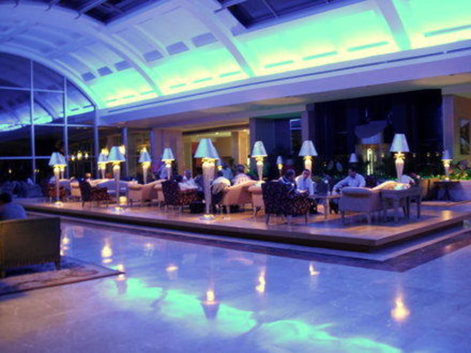 Lobby Hotel Miracle Resort