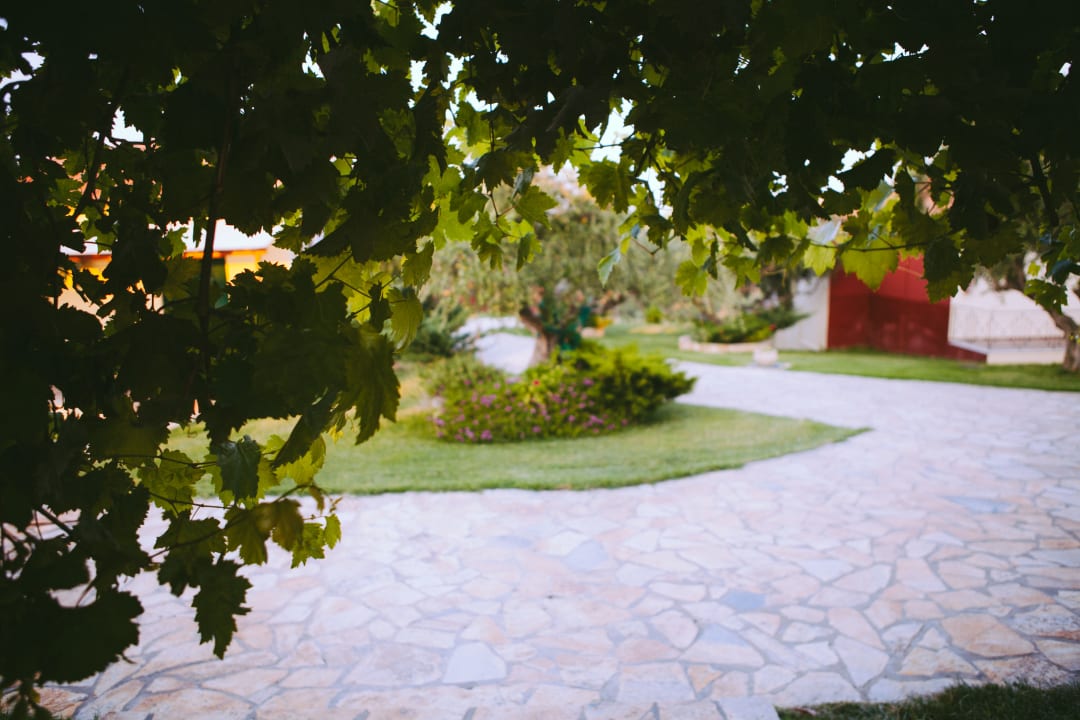 Gartenanlage Vigla Village Hotel Aparts Resort