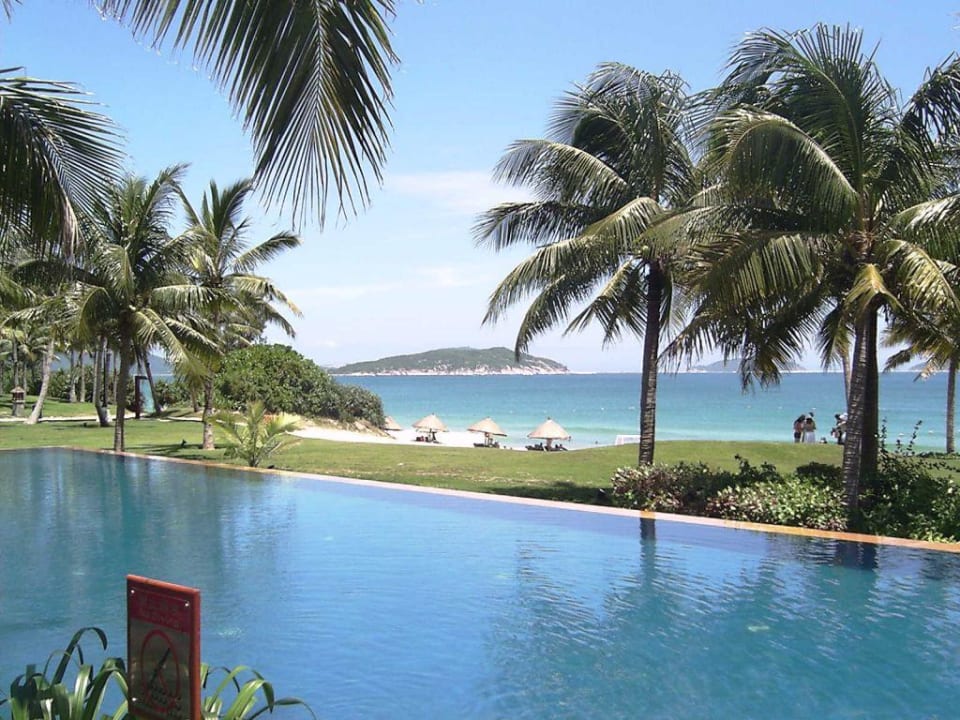 Ausblick vom Sportpool Hotel Sheraton Sanya Resort
