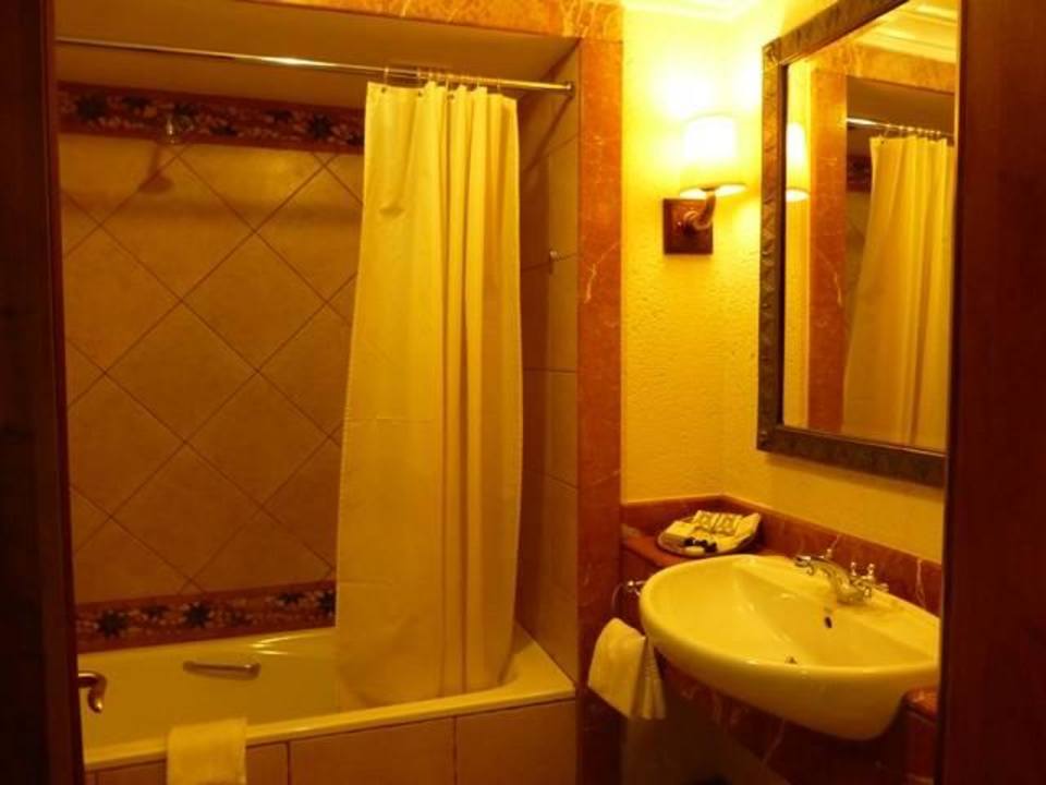 Bad Hotel The Kingdom at Victoria Falls