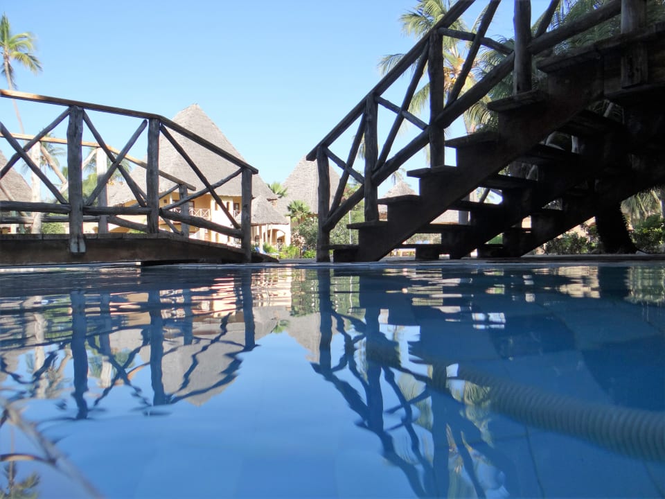 Pool Neptune Pwani Beach Resort & Spa