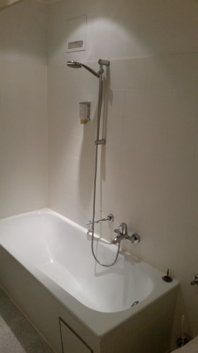 Duschwanne Hotel Drei Löwen