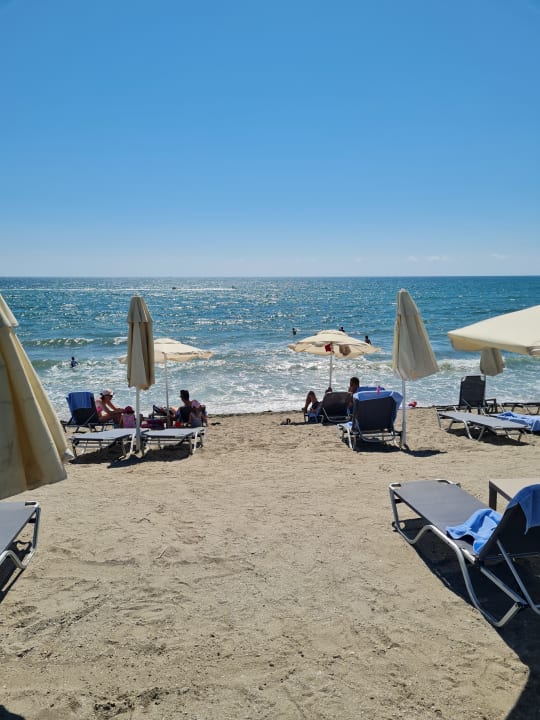 Strand Wave Resort
