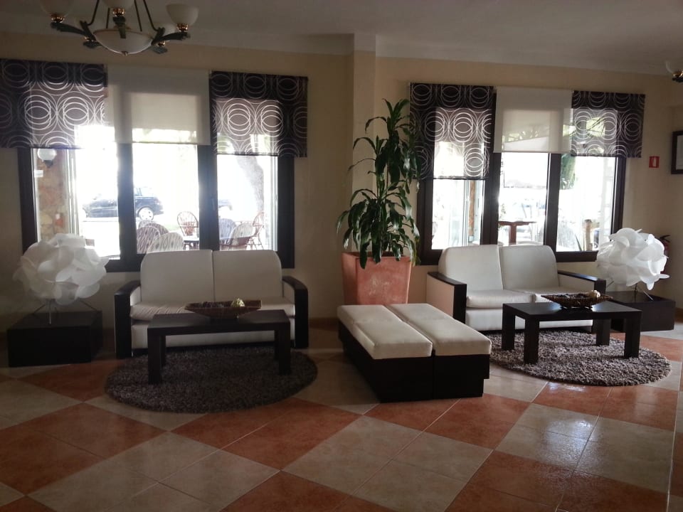 Hotellobby Hotel Ses Puntetes