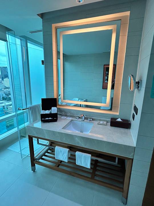 Zimmer Eastin Grand Hotel Sathorn