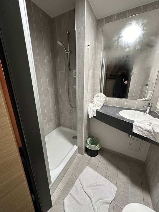 Zimmer B&B Hotel Bad Homburg