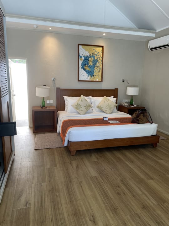 Zimmer Ellaidhoo Maldives by Cinnamon