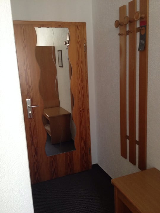 Eingang Fair Hotel Frankfurt - Jahrhunderthalle