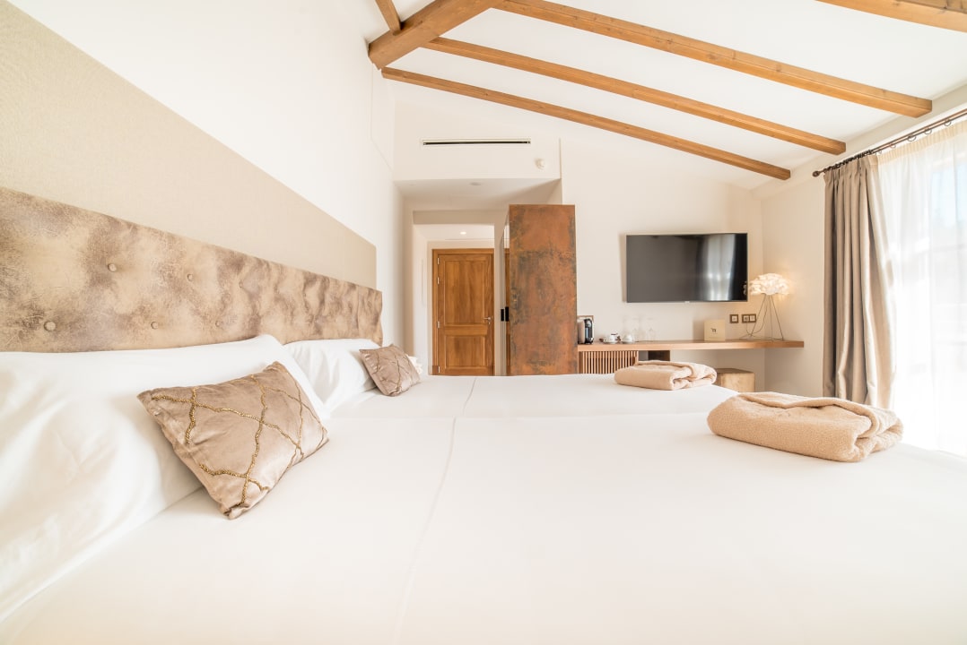 Zimmer Hotel Creu de Tau Art & Spa - Adults only