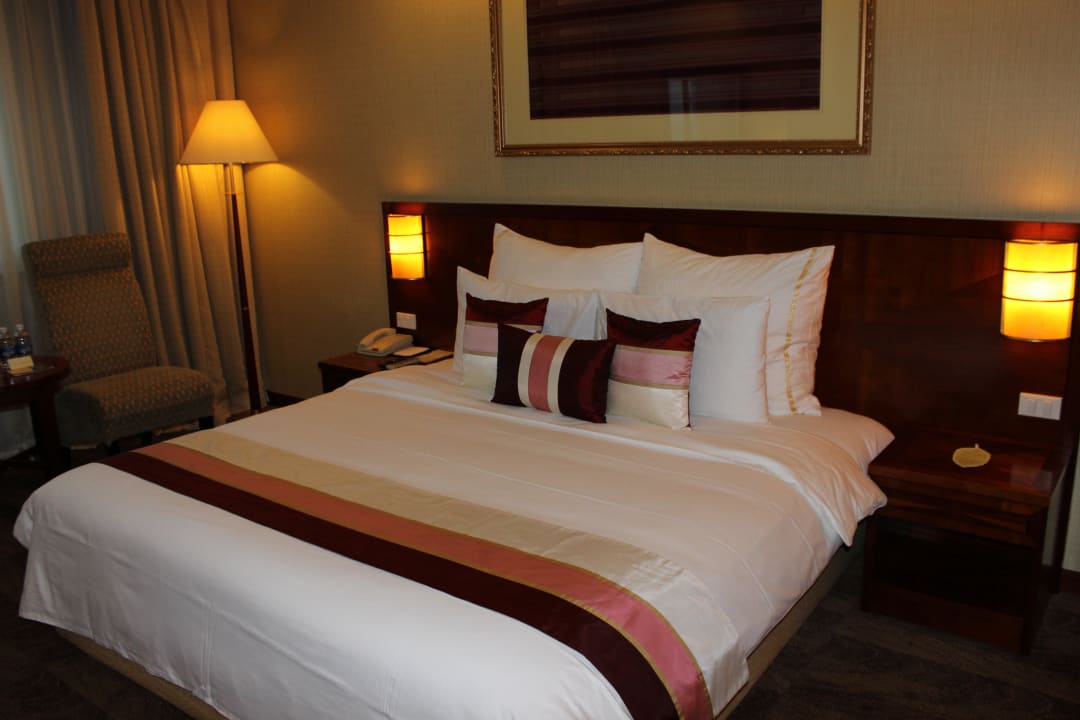 Reicht locker für Zwei Hotel Windsor Plaza