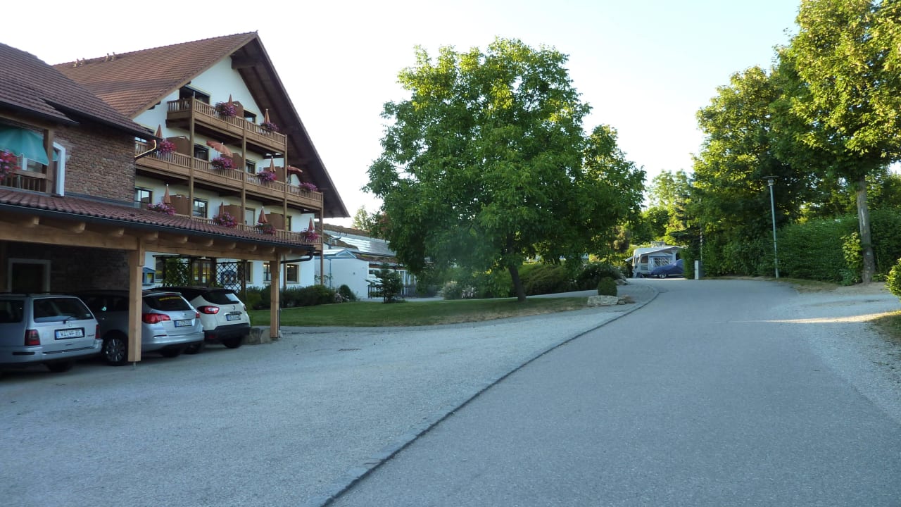 Zufahrt Campingplatz Gutshof Arterhof Campingplatz