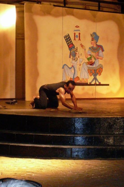 Cobra-Show Pickalbatros Dana Beach Resort - Hurghada