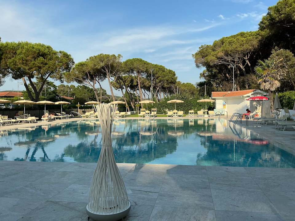 Pool The Sense Experience Resort - Preferred Hotels & Resorts