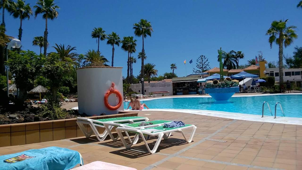 Pool Bungalows Las Vegas Golf