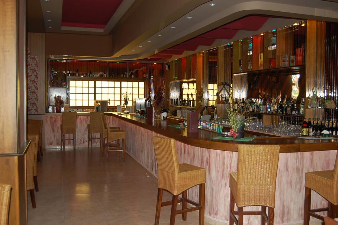 Bar Irene Palace Beach Resort Club alltoura