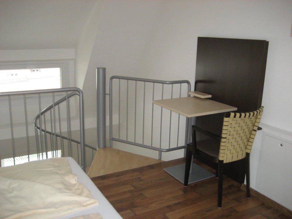 Obere Etage Blick zur Wendeltreppe Hotel im Kornspeicher