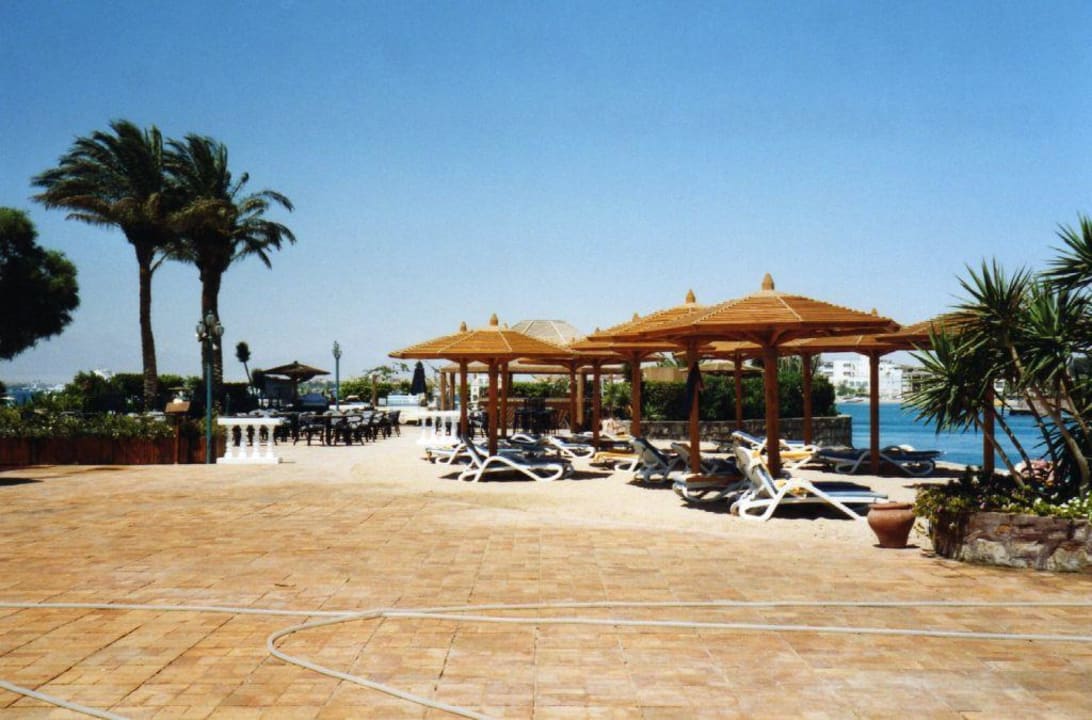 Restaurant am Strand Marriott Hurghada Beach Resort