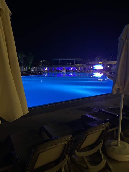 Pool VONRESORT Golden Coast