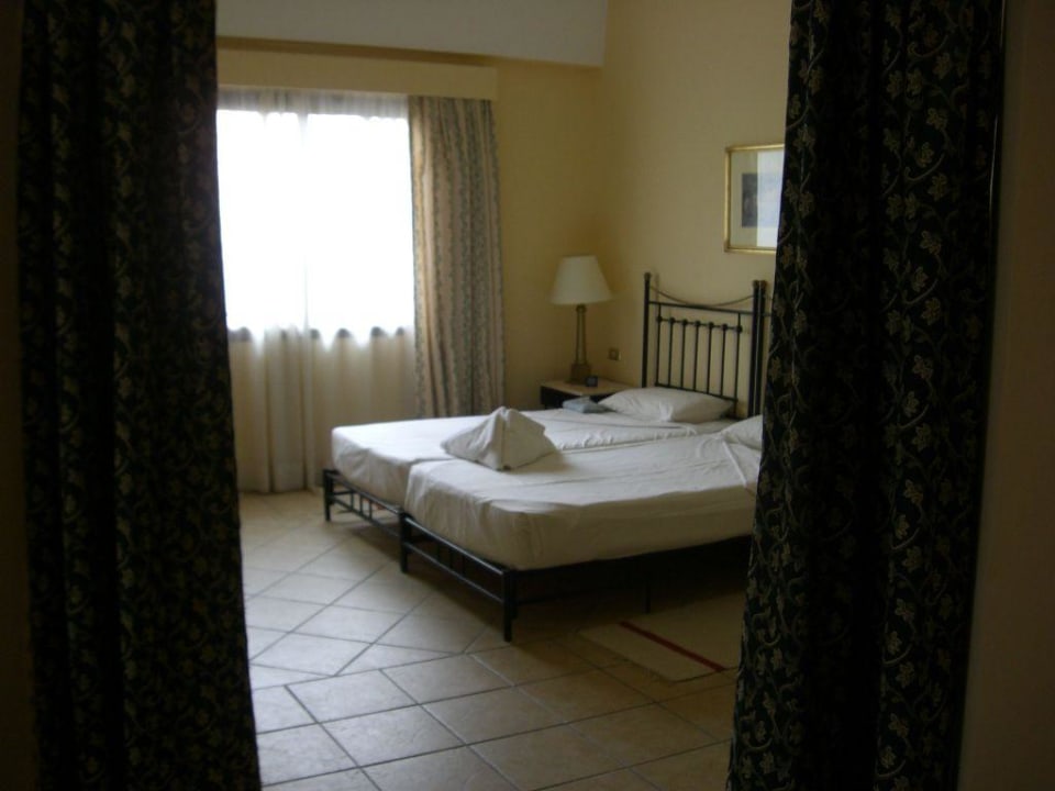 Blick aufs Schlafzimmer Jaz Makadi Saraya Resort