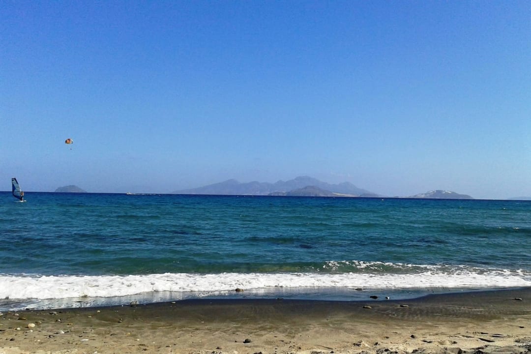 Blick zu den Nachbarinseln Porto Bello Royal