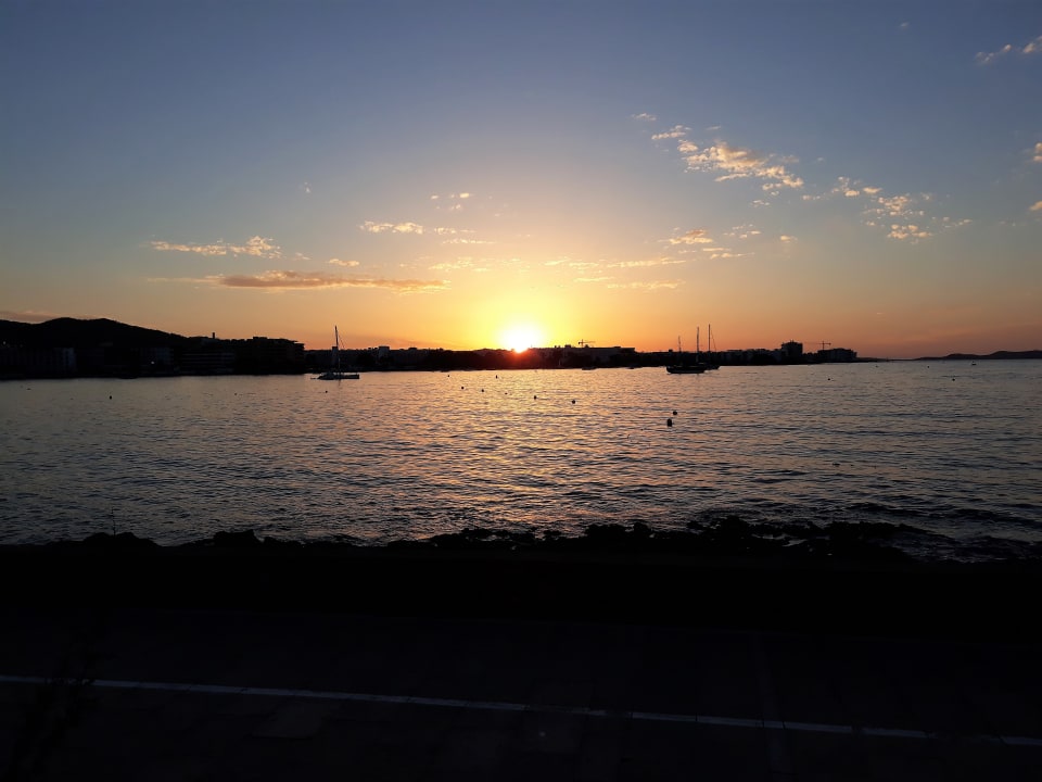 Ausblick NYX Hotel Ibiza - adults only