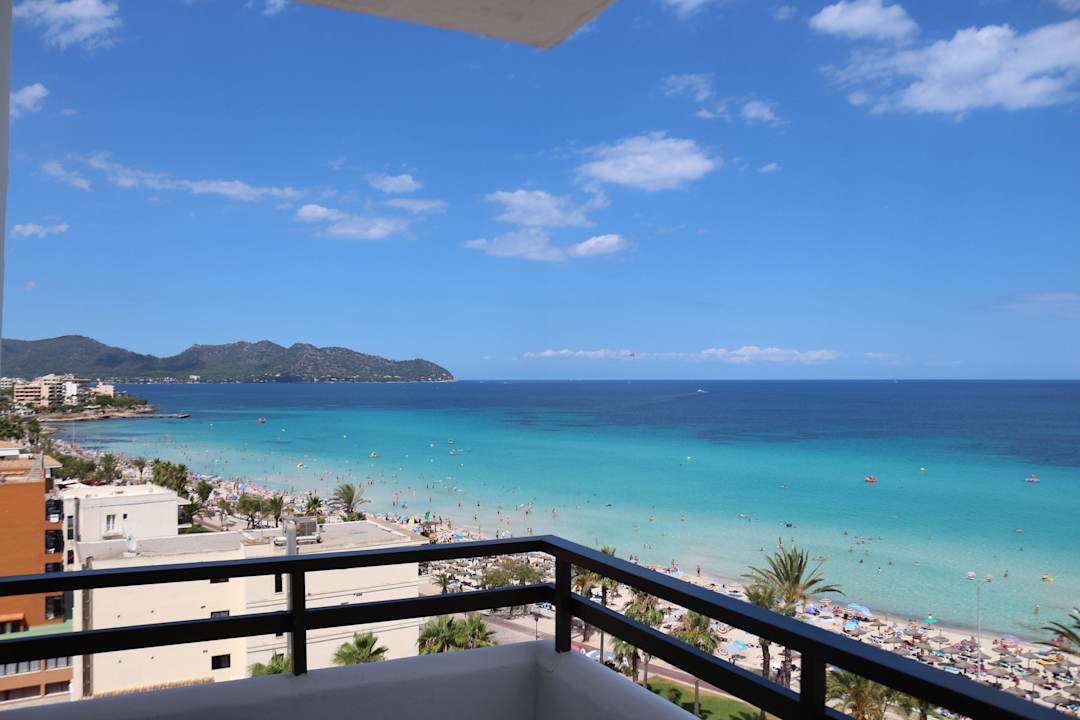 Teilaussicht vom Balkon aus dem 8.Stock CM Playa del Moro