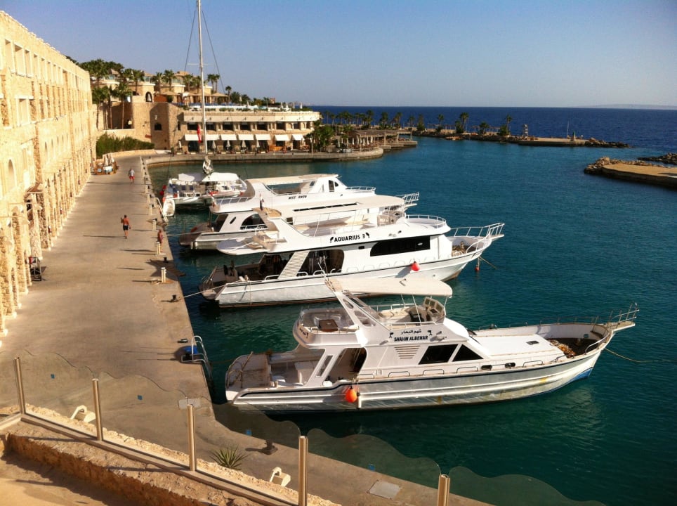 Boats for a nice trip at the Red Sea Pickalbatros Citadel Resort
