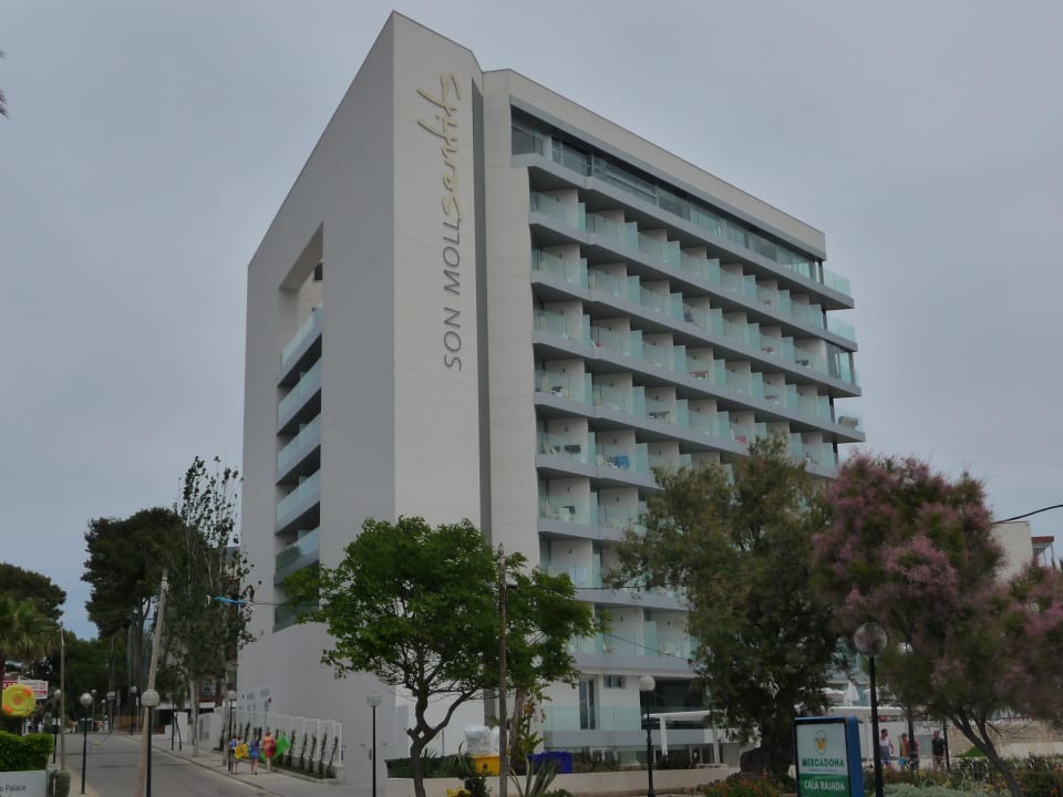 Aus Richtung Westen Son Moll Sentits Hotel & Spa