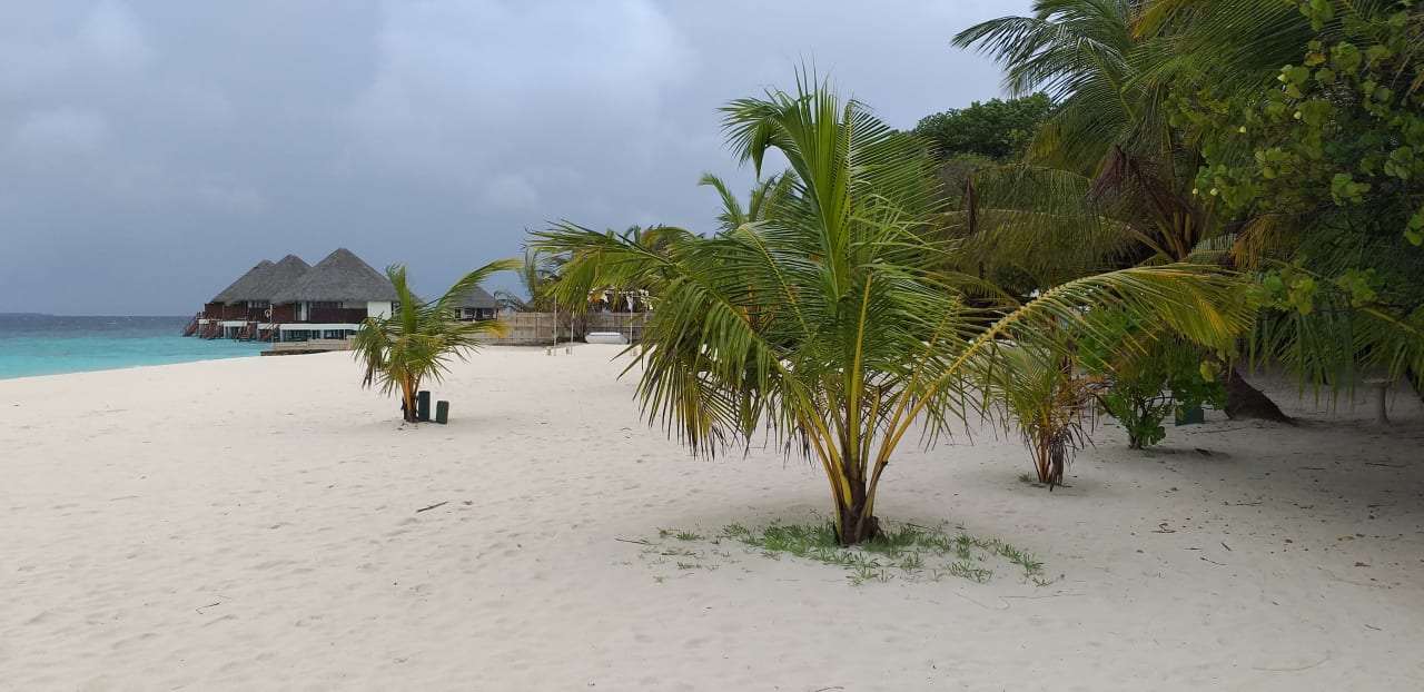 Strand Adaaran Select Meedhupparu Island Resort - Premium All Inclusive