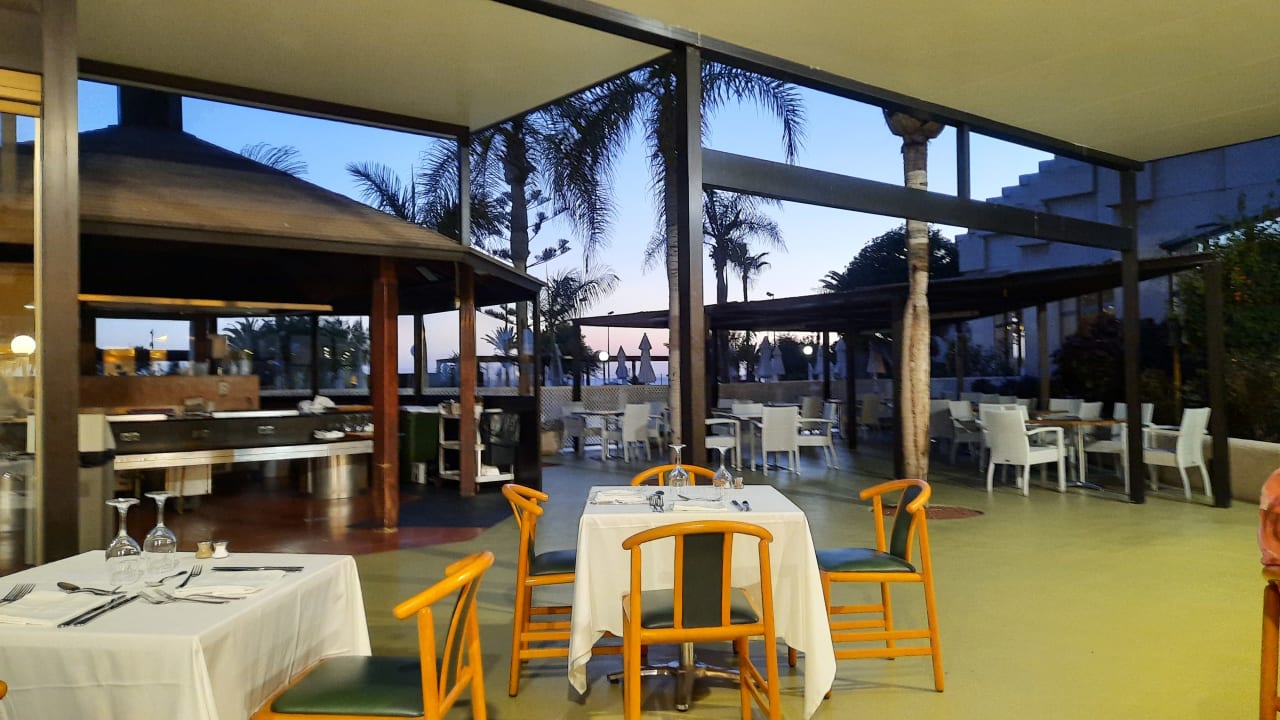 Gastro Hotel Grand Teguise Playa