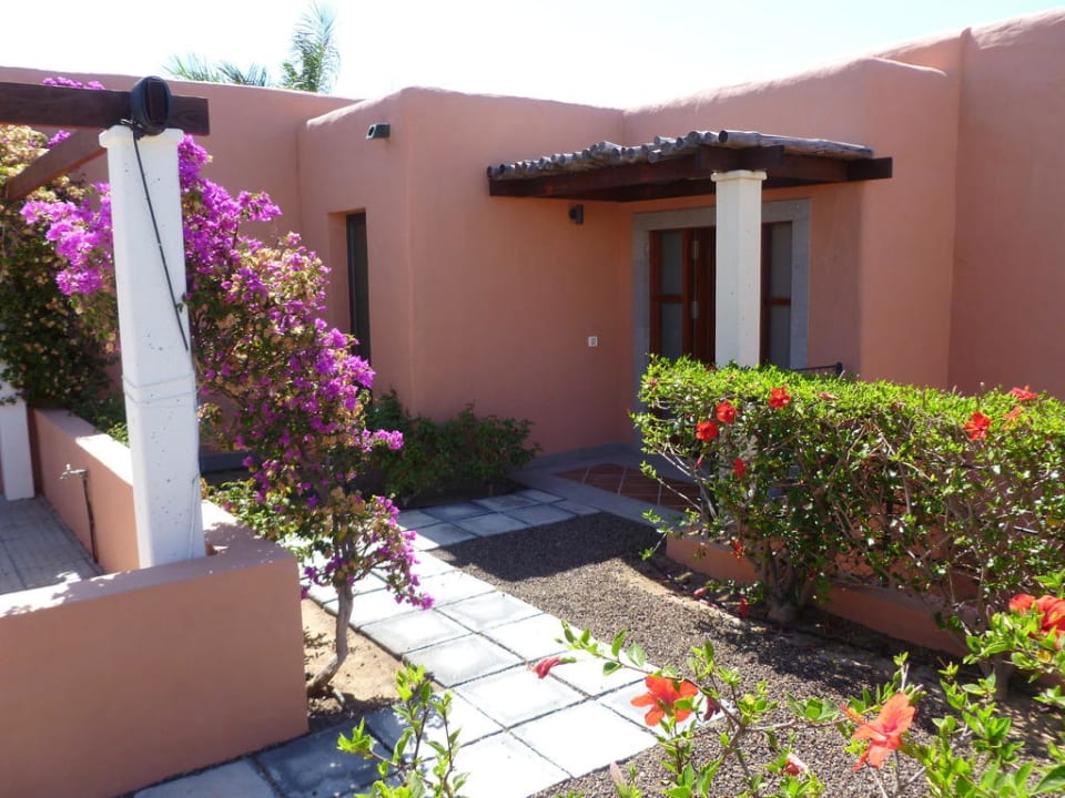 Voorkant Villas Salobre Golf & Resort