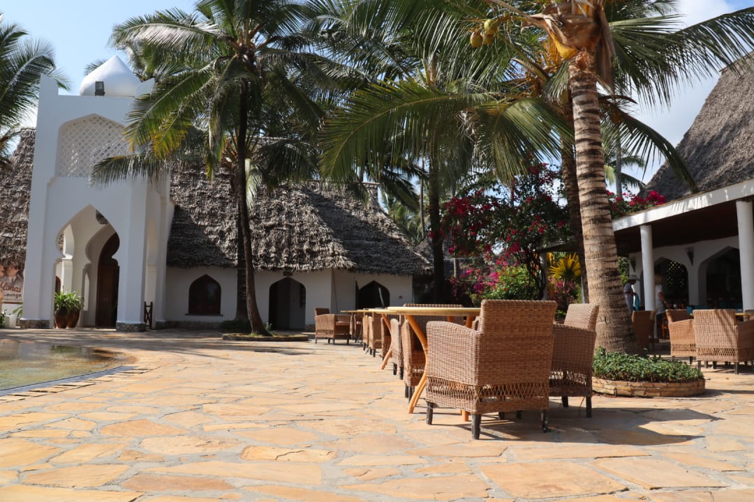 Pool Sultan Sands Island Resort & Spa