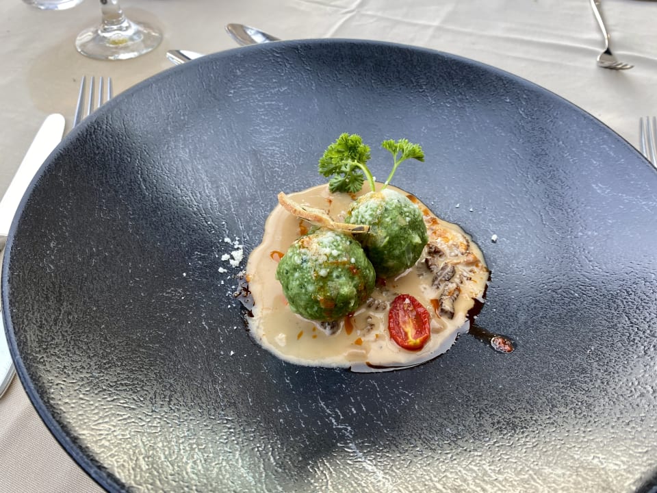 Gastro Schenna Resort