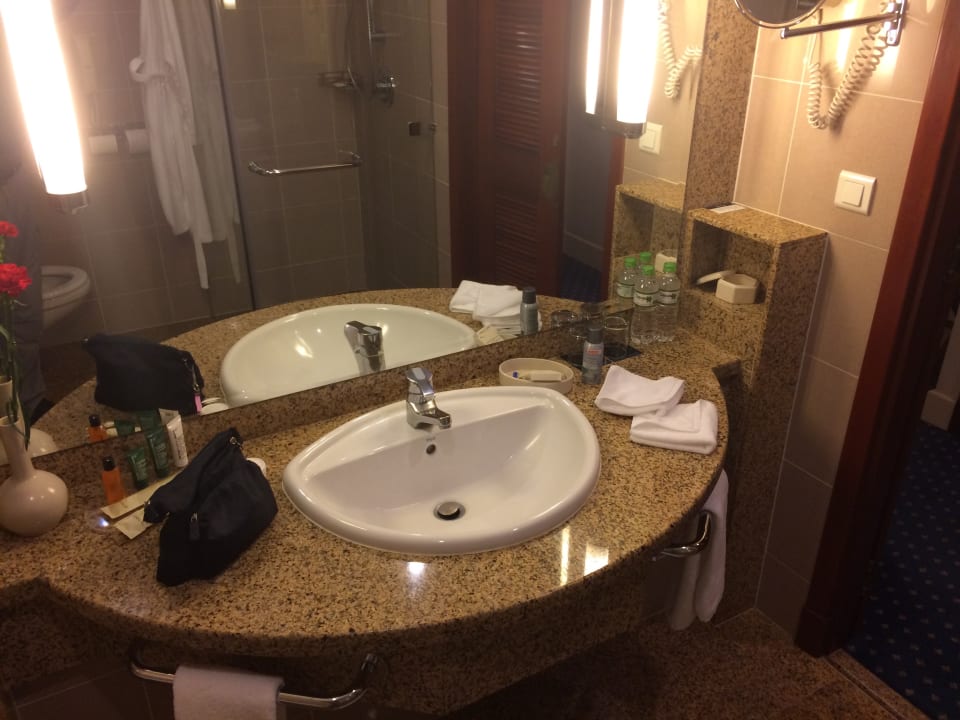 Zimmer Hilton Hanoi Opera