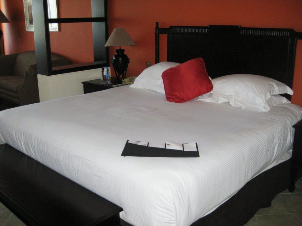 Kingsize-Bett Le Meridien Ile Maurice