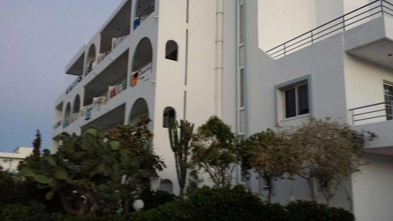 Seitenansicht vom Hotel Hotel Faliraki Bay