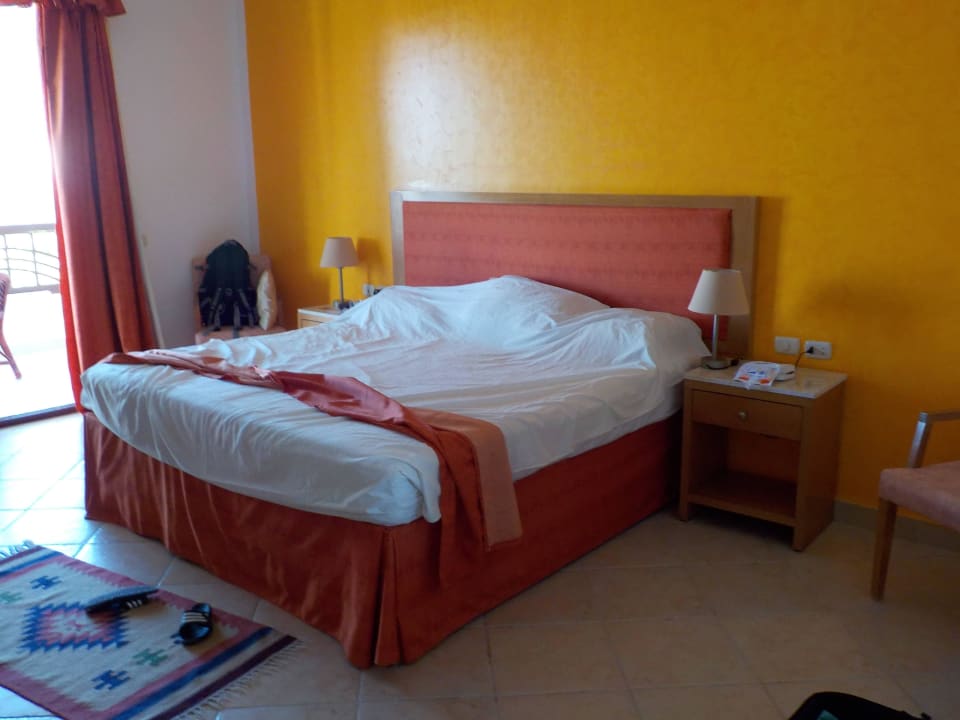 Doppelbett bequem Hotel Gorgonia Beach Resort