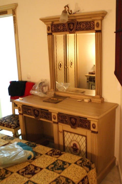 Спальня в номере Larina Resort Spa & Hotel