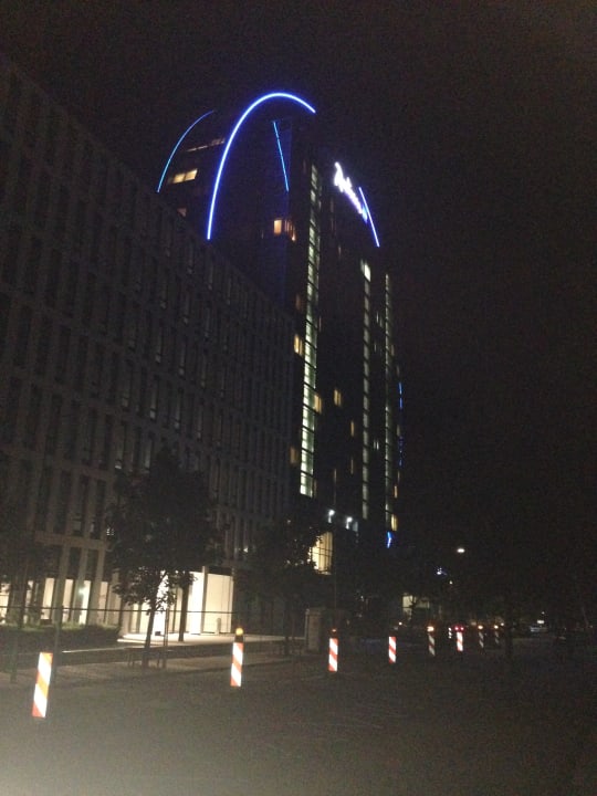 Außenansicht Radisson Blu Hotel Frankfurt