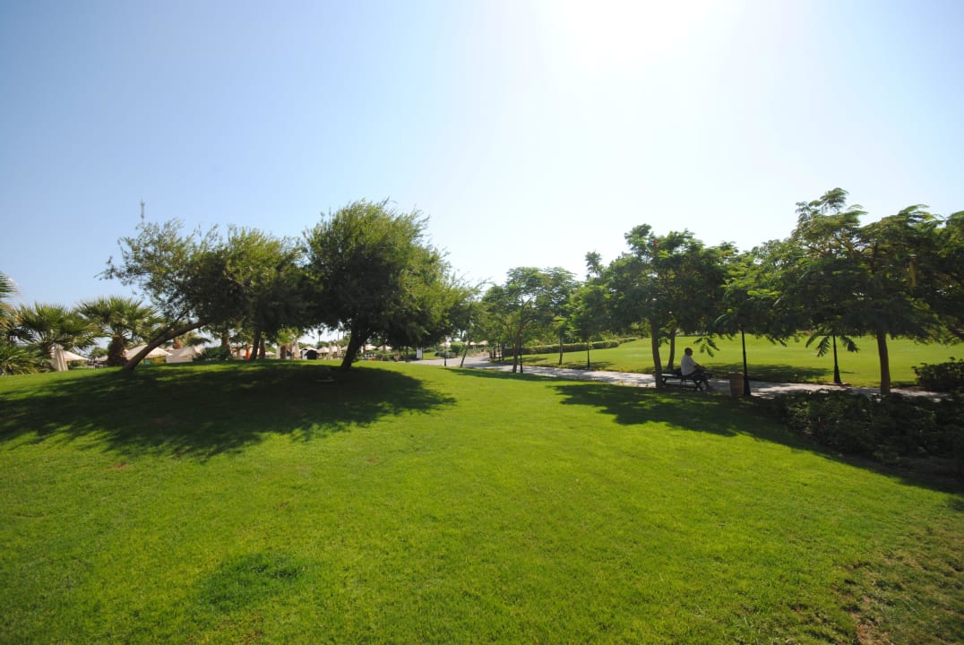 Gartenanlage Steigenberger ALDAU Beach Hotel