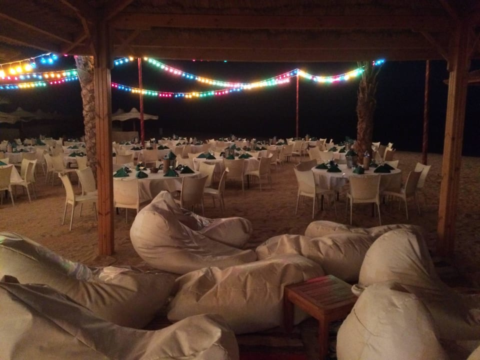 Abendessen am Strand ROBINSON SOMA BAY