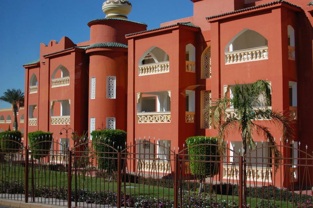 Корпус Pickalbatros Alf Leila Wa Leila Resort - Neverland Hurghada