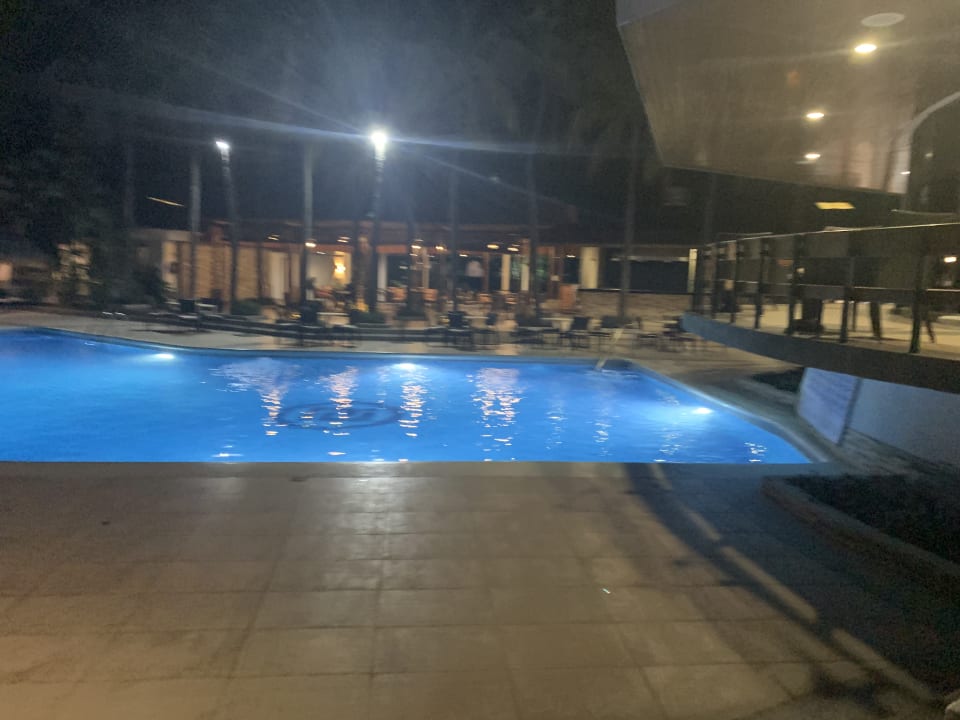 Pool Hotel Camino Real Managua