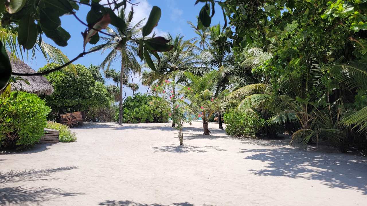 Außenansicht Kudafushi Resort & Spa