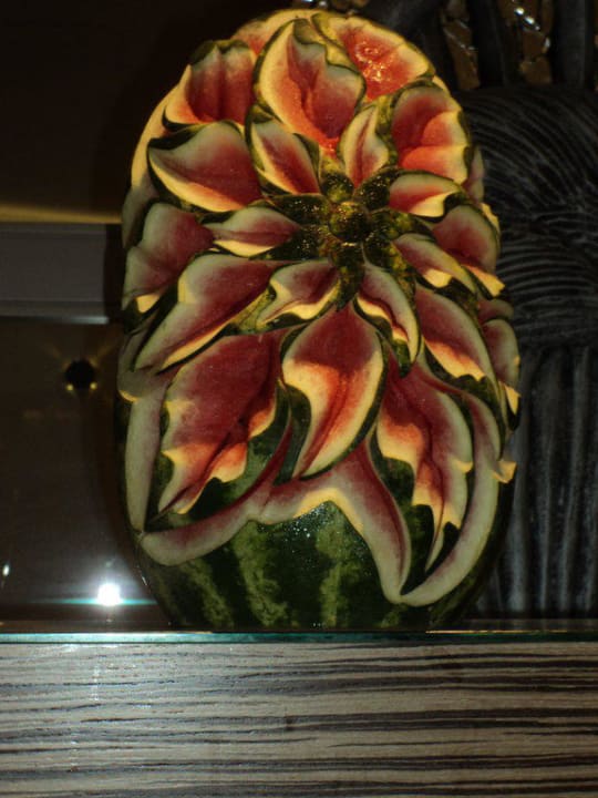 Geschnitzte Melone Port Side Resort Hotel