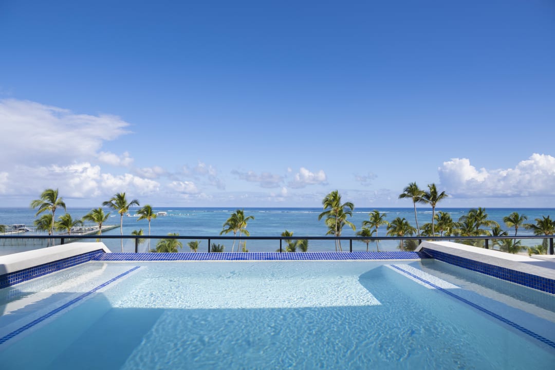Pool Serenade All Suites - Adults Only Resort