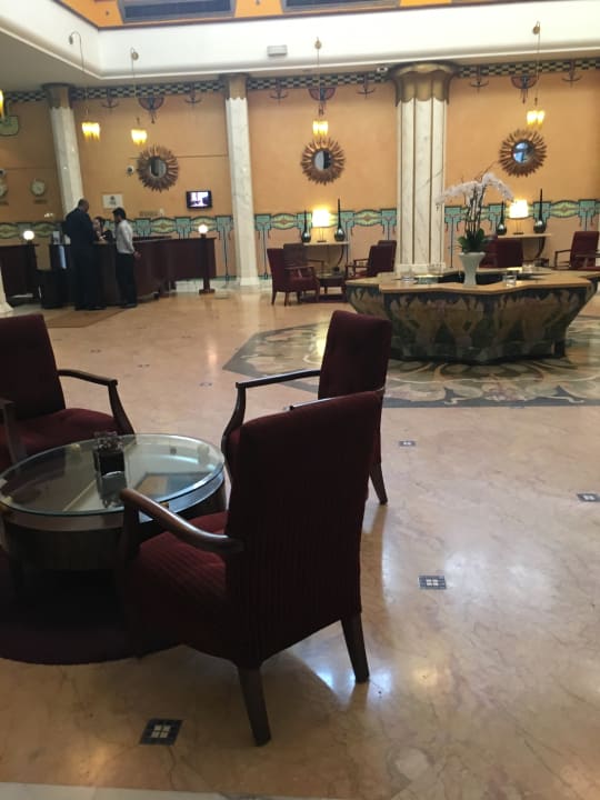 Lobby Le Meridien Abu Dhabi Resort