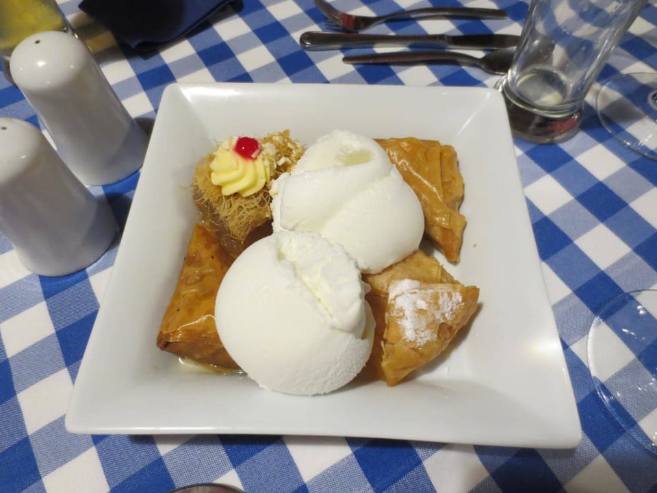 Taverna, Desssert Atlantica Marmari Palace