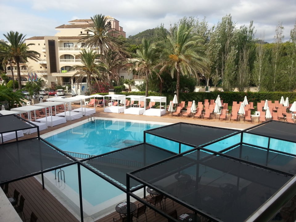 Von zimmer 118 aus Hotel Serrano Palace