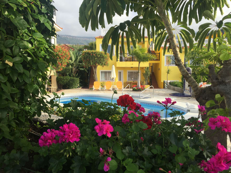 Gartenanlage Villa Rosalva